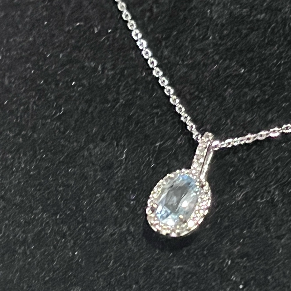 JARED NWOT AUTHENTIC 10K WHITE GOLD AQUAMARINE & GENUINE DIAMONDS NECKLACE